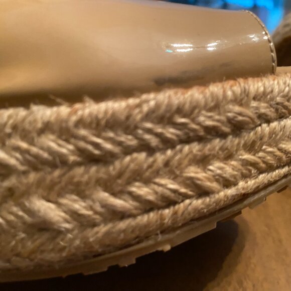 Jimmy Choo Lagoon Nude Patent Leather Wide Ankle Strap Espadrilles. Size 39/8.5 - Picture 13 of 16